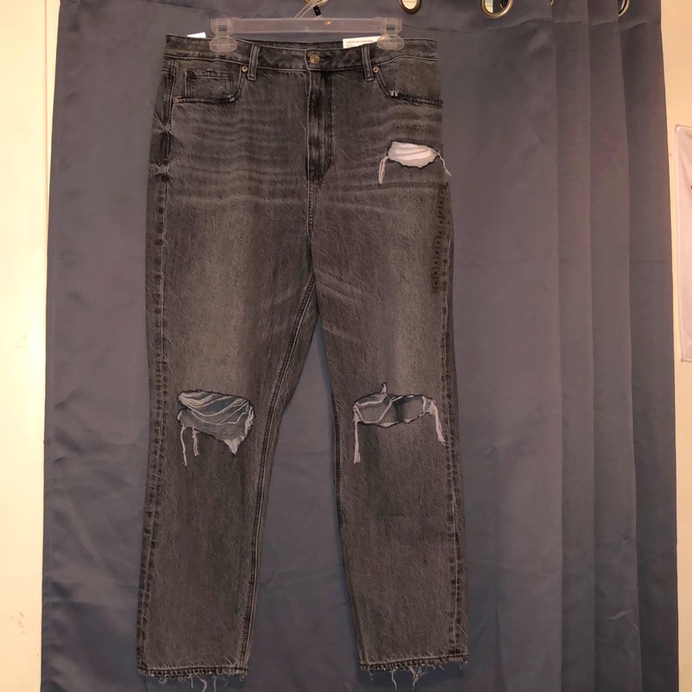 american eagle mom jeans